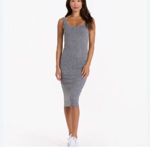 Vuori Halo Essential Dress
